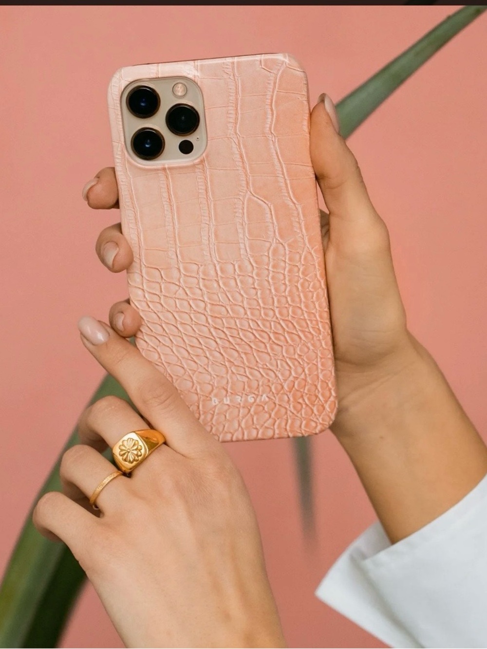 BURGA • Pink Croco - iPhone 16e Case